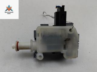 активатор замка багажника Volkswagen Passat B5 [рестайлинг] 2002, 2.0 л., бензин, МКПП, серый, универсал