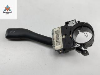 переключатель поворотов Volkswagen Passat B5 [рестайлинг] 2003, 1.9 л., дизель, МКПП, чёрный, универсал, 8L0953513G