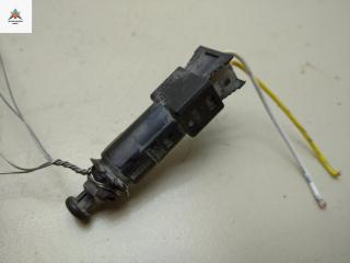 Датчик (включатель) стоп-сигнала Opel Vivaro A 2004, 1.9 л., дизель, МКПП, белый, микроавтобус, 414986