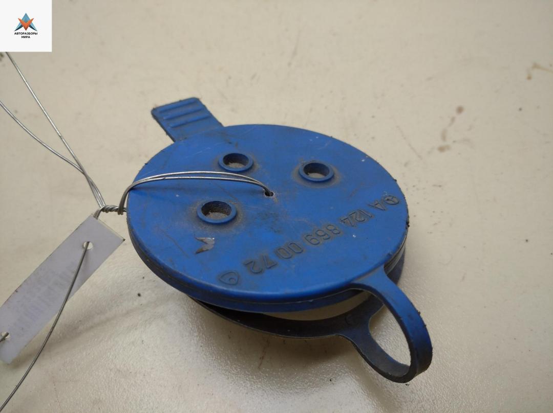 крышка бачка омывателя Mercedes-Benz Vito-2 / Viano W639 2010, 3.0 л., дизель, АКПП, красный, микроавтобус, A1248690072 - фото №1