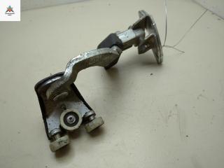 ролик двери сдвижной IVECO Daily 4 поколение 2008, 2.3 л., дизель, АКПП, белый, микроавтобус, 1071178A