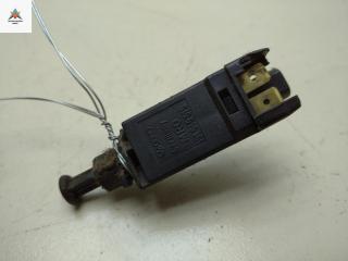 Датчик (включатель) стоп-сигнала Volkswagen Transporter T4 1995, 2.4 л., дизель, МКПП, серый, микроавтобус, 191945515