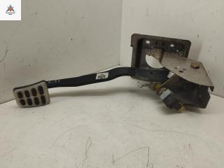 педаль тормоза Hyundai Coupe 2002-2007 2002, 2.0 л., бензин, МКПП, серый, купе