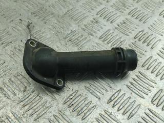корпус термостата Volkswagen Passat B5 1999, 1.6 л., бензин, МКПП, синий, универсал, 038121121B