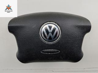 подушка безопасности водителя Volkswagen Bora 1 поколение 2000, 2.0 л., бензин, МКПП, синий, универсал, 3B0880201AM