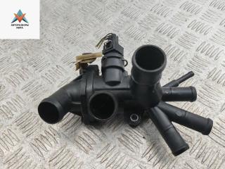 корпус термостата Volkswagen Golf 3 поколение 1992, 1.6 л., бензин, МКПП, красный, хетчбэк 5 дв., 030121117K