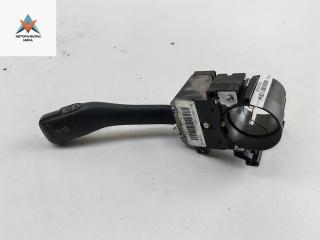 переключатель поворотов Volkswagen Golf 4 поколение 2002, 2.0 л., бензин, МКПП, серый, универсал, 8L0953513G