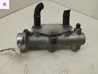 цилиндр тормозной главный Mitsubishi Space Wagon 3 поколение (Typ N50) 2001, 2.4 л., бензин, МКПП, серый, минивэн