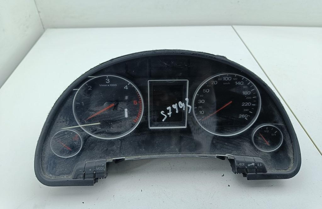 приборная панель Audi A4 B6 2002, 1.9 л., дизель, МКПП, чёрный, универсал