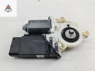 модуль управления двери Volkswagen Golf 4 поколение 2002, 2.0 л., бензин, МКПП, серый, универсал, 105415301