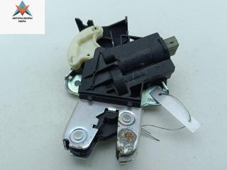 замок багажника Audi A4 B7 2004, седан, 4F5827505D