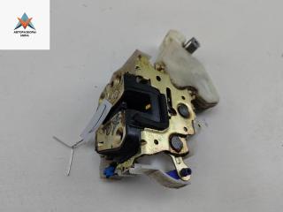 замок двери передней правой Nissan X-Trail T30 [рестайлинг] 2004, 2.2 л., дизель, МКПП, серый, внедорожник 5 дв., 80552AA200