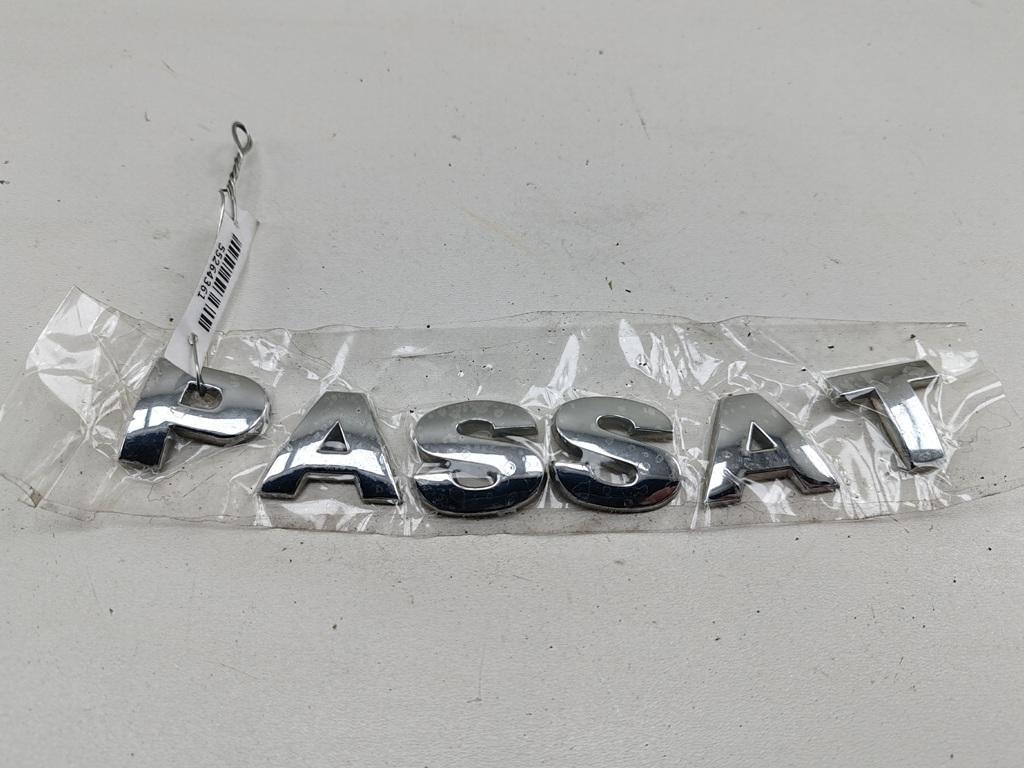 эмблема Volkswagen Passat B5+ (GP) 2003, 2.0 л., бензин, МКПП, серый, универсал, PASSAT