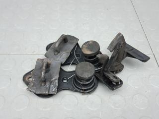 замок капота Mercedes-Benz GL-Класс X164 2007, 4.0 л., GL420 CDI, дизель, АКПП, внедорожник 5 дв.