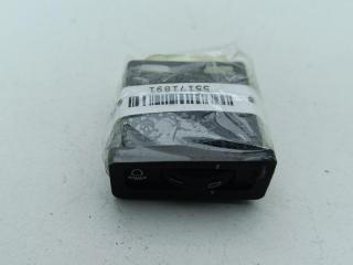 кнопка корректора фар BMW 3 E36 2000, 1.9 л., бензин, МКПП, чёрный, хетчбэк 3 дв., 8360882