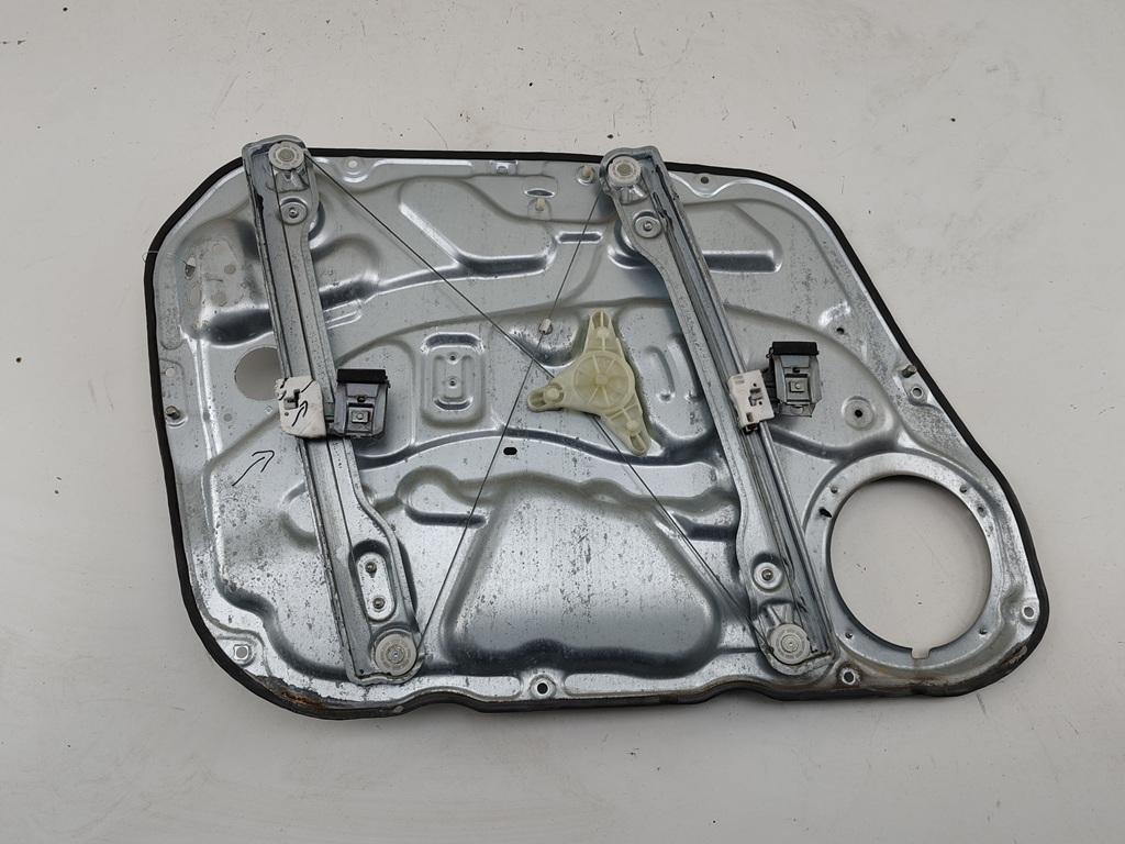 стеклоподъемник электрический передний правый Hyundai i30 FD 2009, 1.4 л., бензин, МКПП, чёрный, хетчбэк 5 дв., 82480-2R020 - фото №1