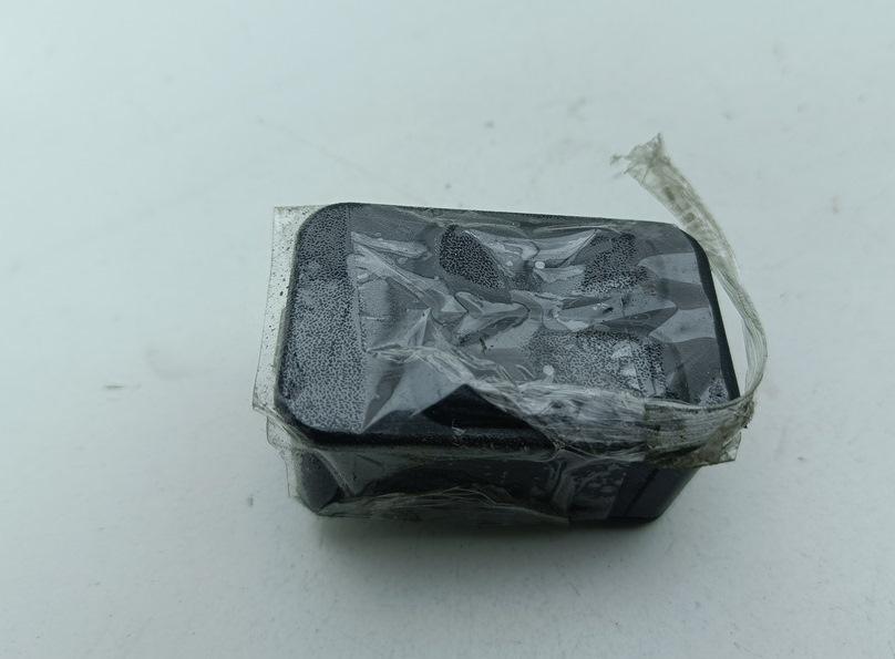 кнопка стеклоподъемника переднего левого Opel Astra G 2001, 1.6 л., бензин, МКПП, чёрный, хетчбэк 5 дв., 90561088
