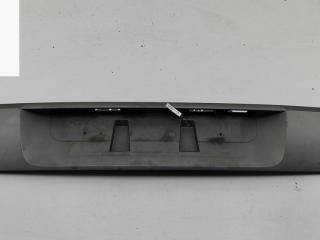 Молдинг крышки (двери) багажника Renault Scenic 2 поколение 2003, 2.0 л., бензин, МКПП, серый, минивэн, 8200139781