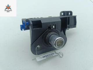 Личинка замка багажника Opel Meriva 1 поколение (A) 2004, 1.6 л., бензин, МКПП, красный, минивэн, 13168316