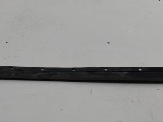 уплотнитель двери Mercedes-Benz M-Class ML W164 2006, 4.0 л., дизель, АКПП, чёрный, внедорожник 5 дв., A1646905062