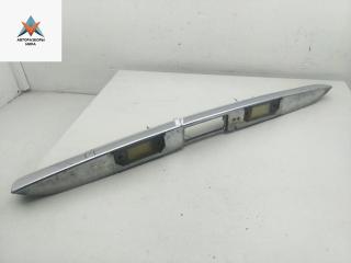 накладка подсветки номера Ford Focus 2 поколение [рестайлинг] 2009, 1.6 л., дизель, МКПП, чёрный, универсал, 9M51R43404BA