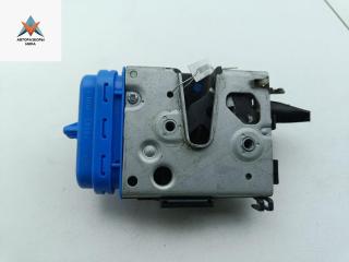 замок двери задней левой Audi A4 B5 1995, 1.8 л., бензин, МКПП, зелёный, седан, 8D0839015A