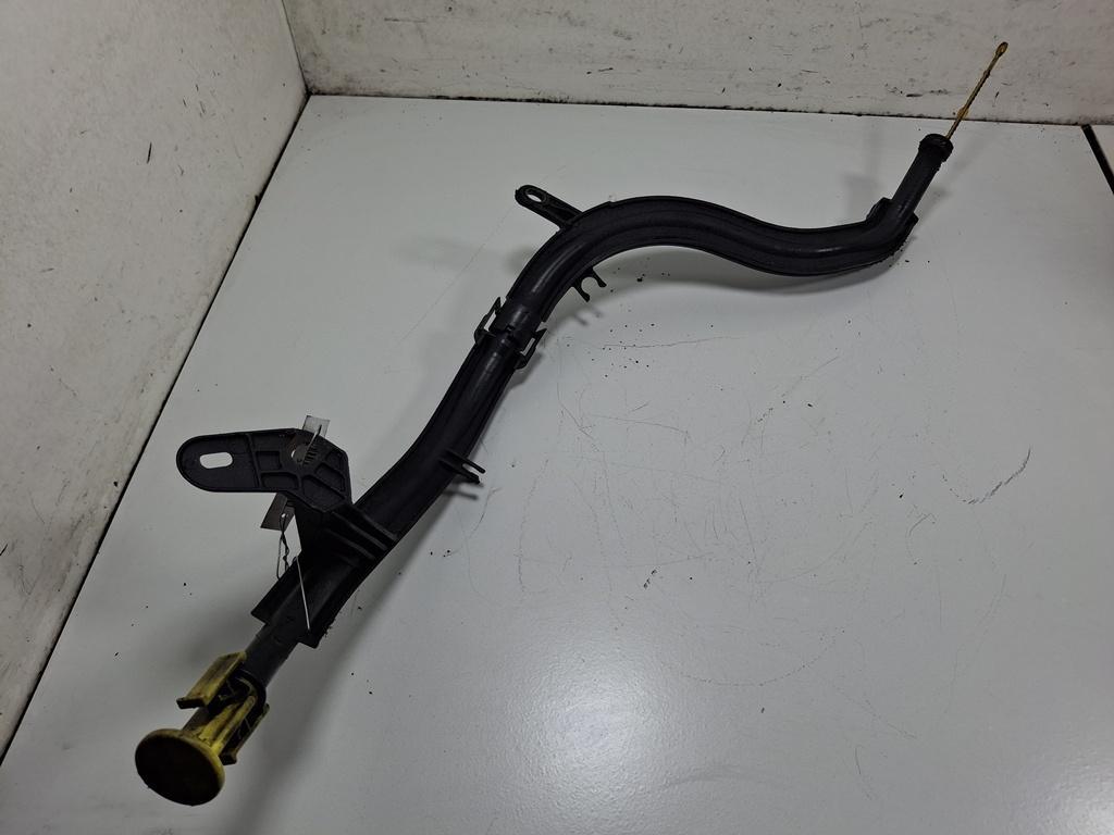 щуп двигателя Nissan Interstar 2008, 2.5 л., дизель, МКПП, белый, микроавтобус, 8200457619
