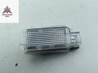 фонарь салона (плафон) Audi Q7 4L [рестайлинг] 2011, 3.0 л., бензин, АКПП, чёрный, внедорожник 5 дв., 4B094741