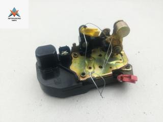 замок двери передней правой Chrysler Voyager 4 поколение [рестайлинг] 2005, 2.8 л., дизель, АКПП, серый, минивэн