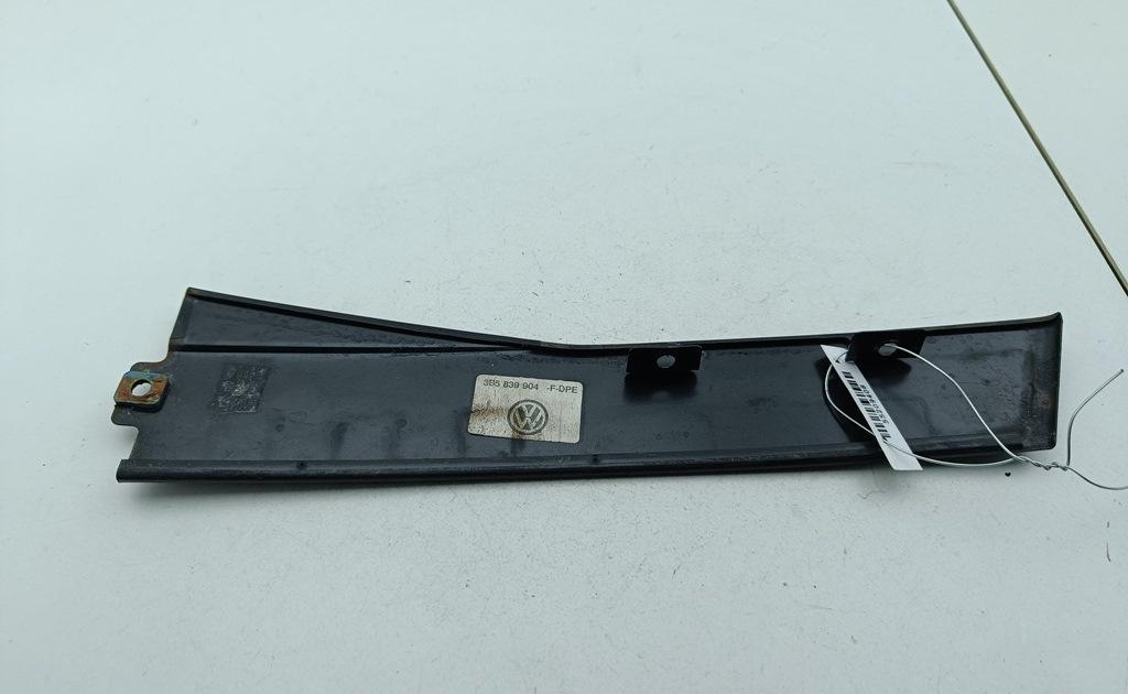 накладка двери (крышки) багажника Volkswagen Passat B5 1999, 1.6 л., бензин, МКПП, синий, седан, 3B5839904