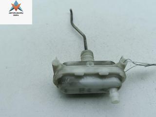 активатор замка багажника Volkswagen Passat B4 1996, 1.9 л., дизель, МКПП, зелёный, универсал, 3A9862159A