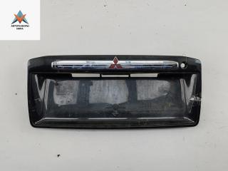 накладка двери (крышки) багажника Mitsubishi Space Wagon 3 поколение (Typ N50) 2001, 2.4 л., бензин, МКПП, серый, минивэн, MR275638