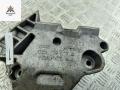 кронштейн двигателя Volkswagen Caddy 3 поколение 2005, 2.0 л., дизель, МКПП, белый, фургон, 03G199207A - фото №3