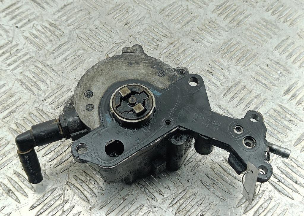 насос вакуумный Volkswagen Caddy 3 поколение 2005, 2.0 л., дизель, МКПП, белый, фургон, 038145209 - фото №1