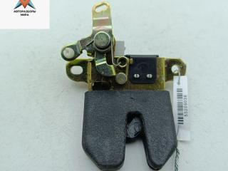 замок багажника Volkswagen Passat B5 [рестайлинг] 2004, седан, 3B5827505