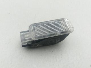 фонарь салона (плафон) Audi Q7 4L 2006, 4.2 л., бензин, АКПП, серый, внедорожник 5 дв., 4B094741