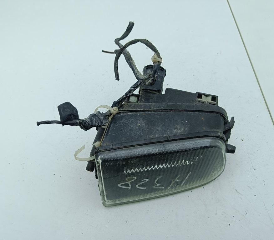 фара противотуманная правая BMW 5 E39 1998, 2.0 л., бензин, МКПП, серый, универсал, 8377384