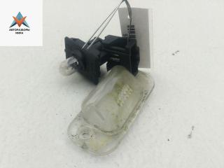 подсветка номера Volkswagen Golf 3 поколение 1997, 1.8 л., бензин, АКПП, серый, хетчбэк 3 дв., 1H6943167B