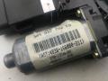 моторчик стеклоподъемника передний правый Volkswagen Passat B5 1999, 1.9 л., дизель, МКПП, синий, универсал, 101434202 - фото №2