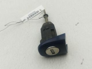 личинка дверного замка Volkswagen Passat B5 1999, 1.9 л., дизель, МКПП, синий, универсал, 3B0837167