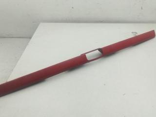 накладка подсветки номера Volkswagen Golf 3 поколение 1992, 1.6 л., бензин, МКПП, красный, хетчбэк 5 дв., 1H6827577A