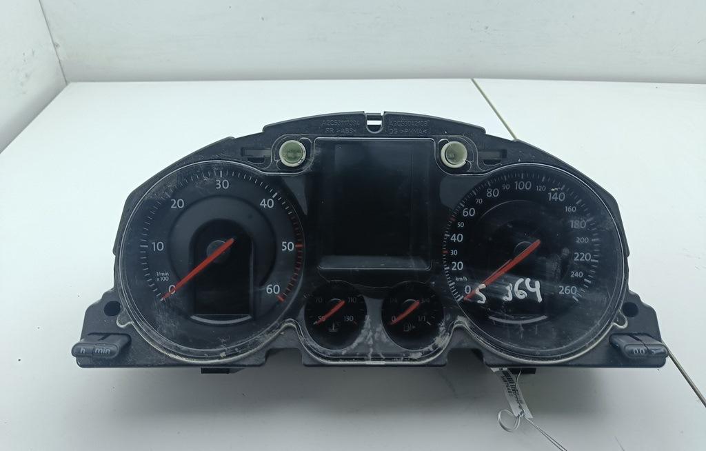 приборная панель Volkswagen Passat B6 2008, 2.0 л., дизель, МКПП, коричневый, универсал, 3C0920871E