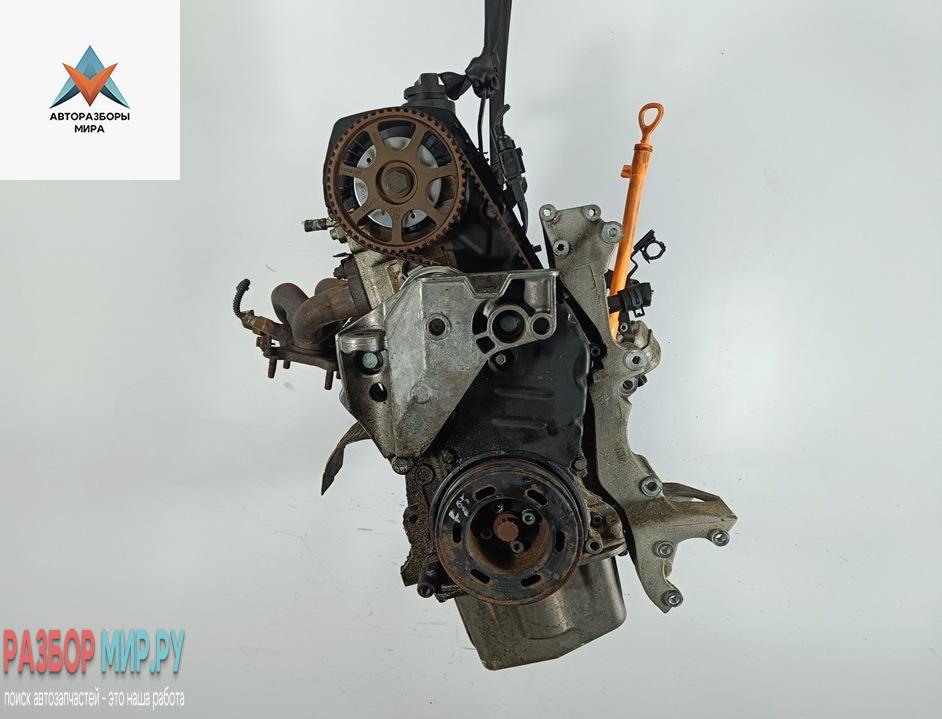 двигатель Volkswagen Golf 4 поколение 1999, 1.6 л., бензин, МКПП, APF - фото №1