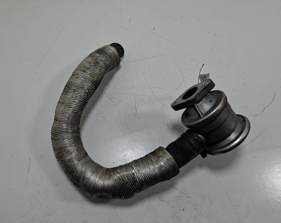клапан EGR Opel Vectra B 1995, 1.8 л., бензин, АКПП, жёлтый, седан, 90470420
