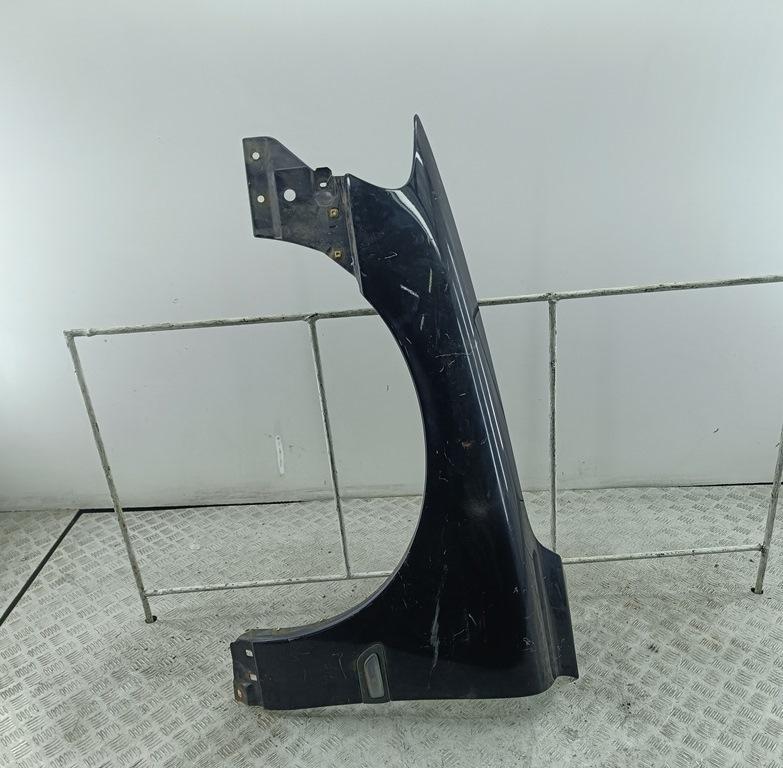 крыло переднее левое Volvo V70 2 поколение 2001, 2.4 л., бензин, МКПП, чёрный, универсал - фото №1