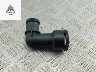 фланец (тройник) системы охлаждения Volkswagen Passat B4 1996, 1.9 л., дизель, МКПП, зелёный, универсал, 037121619A