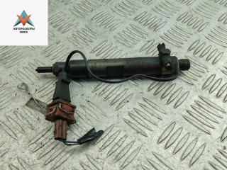 форсунка Volkswagen Passat B4 1996, 1.9 л., дизель, МКПП, зелёный, универсал, 028130201S