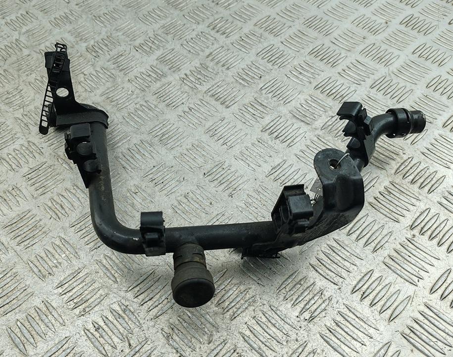 трубка охлаждающей жидкости Volkswagen Passat B5+ (GP) 2003, 1.9 л., дизель, МКПП, 038121065