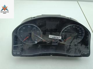 приборная панель Volkswagen Golf 5 поколение 2007, 1.4 л., бензин, МКПП, зелёный, универсал, 1K0920864A