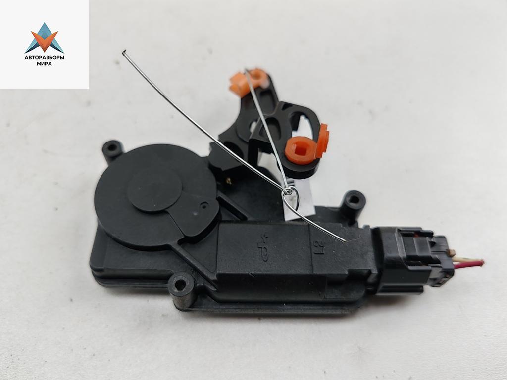 активатор замка багажника Kia Sorento 1 поколение 2004, 2.5 л., дизель, МКПП, серый, внедорожник 5 дв. - фото №1